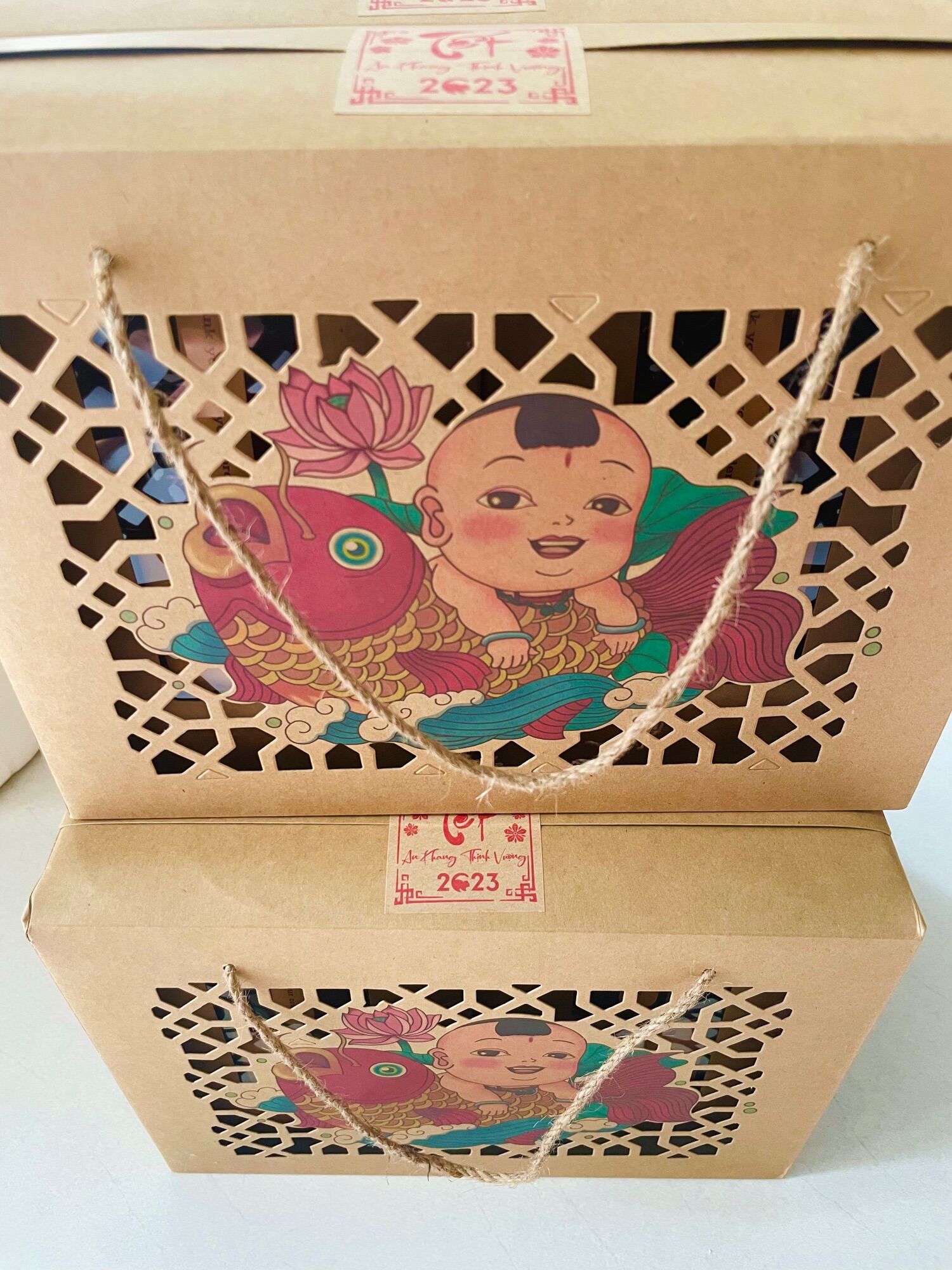 Hộp quà Tết - Combo 2 chai nước nho lên men Ninh Thuận