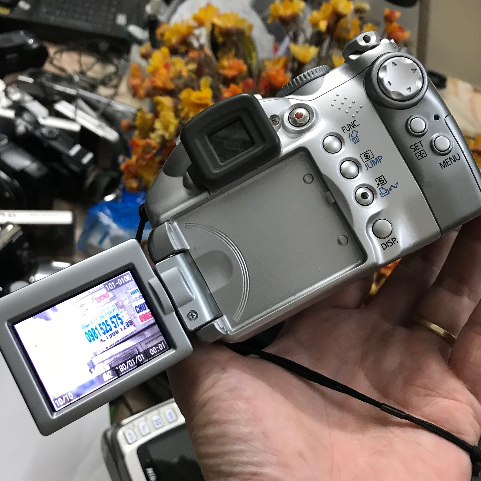 CANON POWERSHOT S2IS máy cổ điển