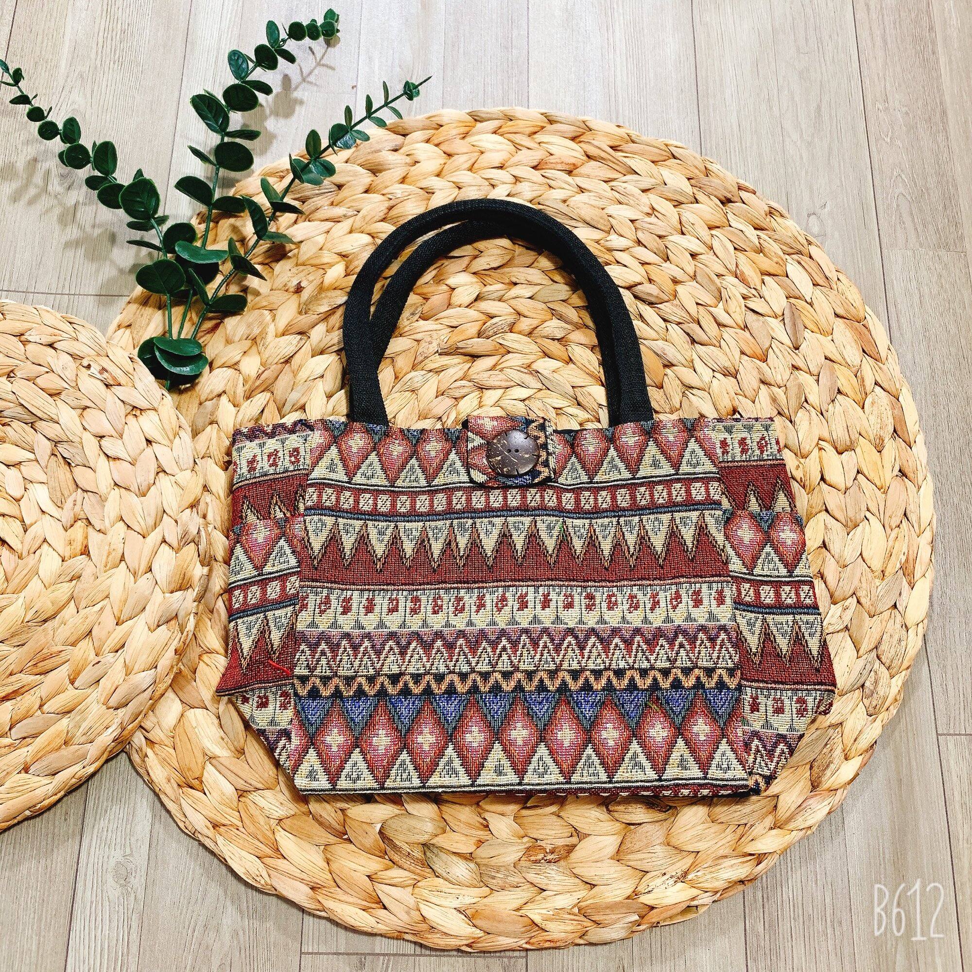 Túi thổ Cẩm sọc cúc dừa
