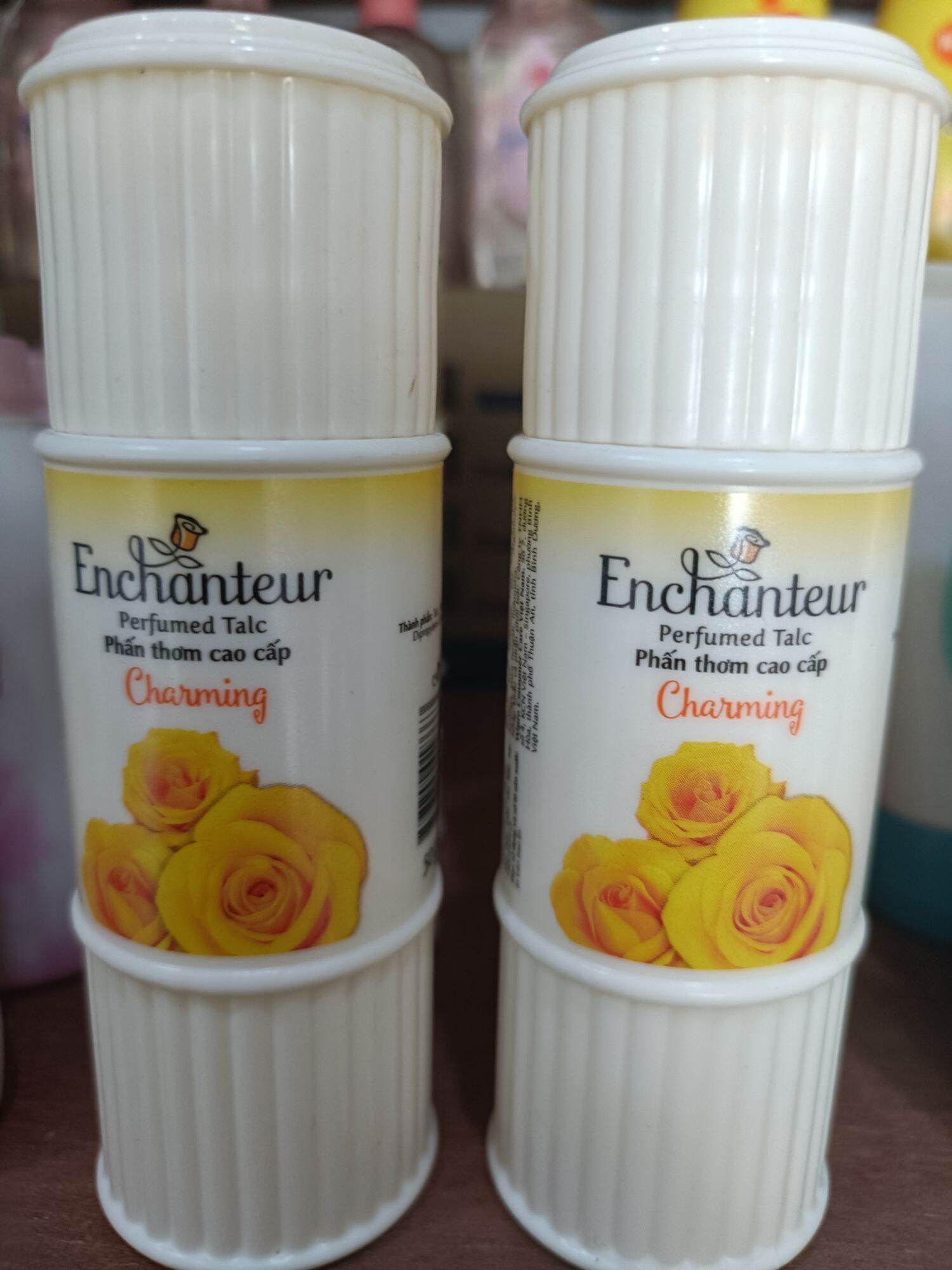 Phấn Thơm Enchanteur Charming 50g