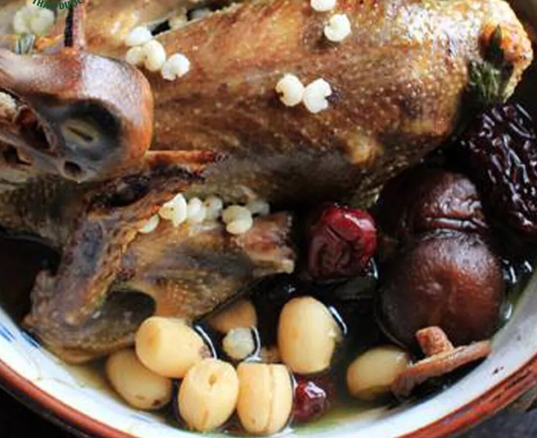 500GRAM  TÁO ĐỎ TÂN CƯƠNG _ LOẠI 1 CƠM DÀY