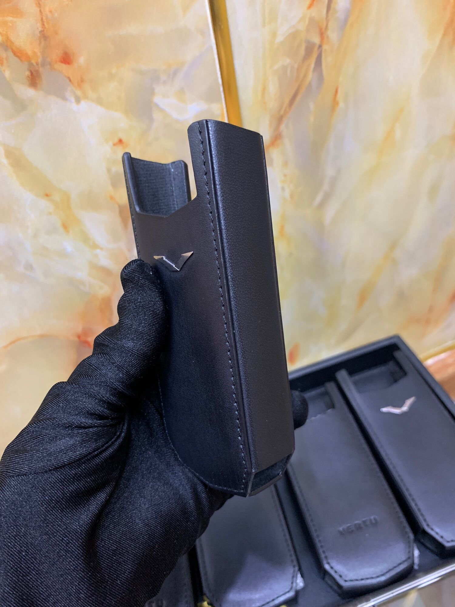 Bao da điện thoại vertu Ascent Ti