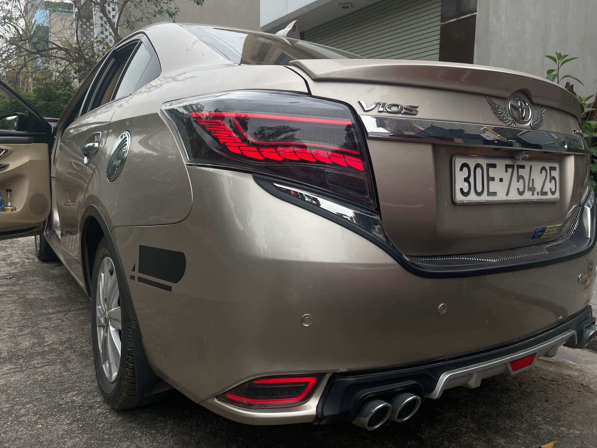 Đèn hậu Toyota Vios 2014-2018
