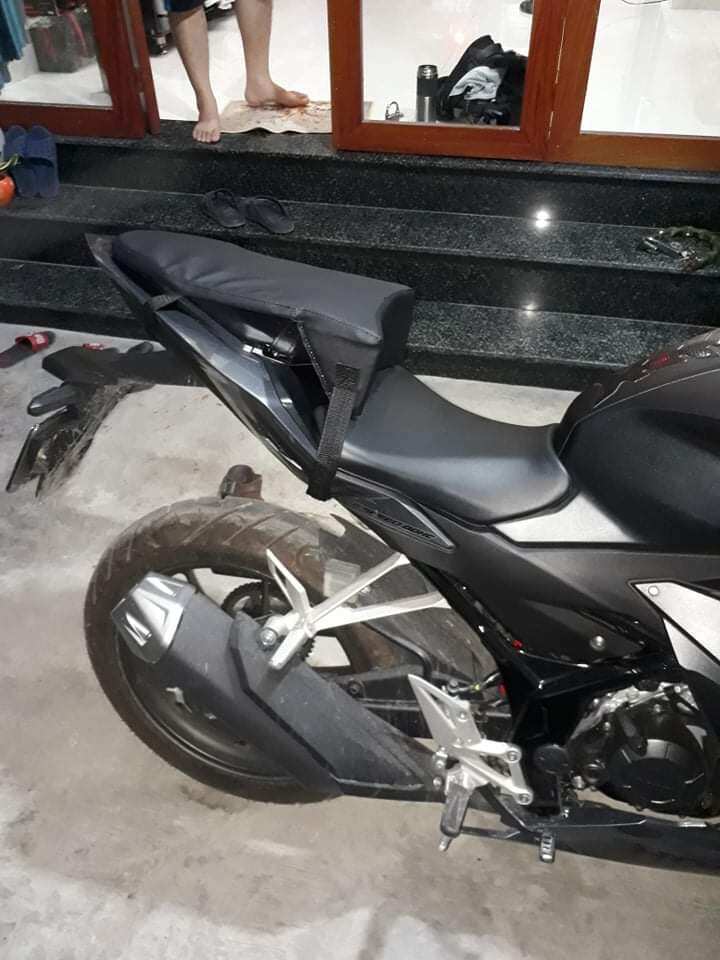 Yên phụ cbr150 giúp người sau thoải mái