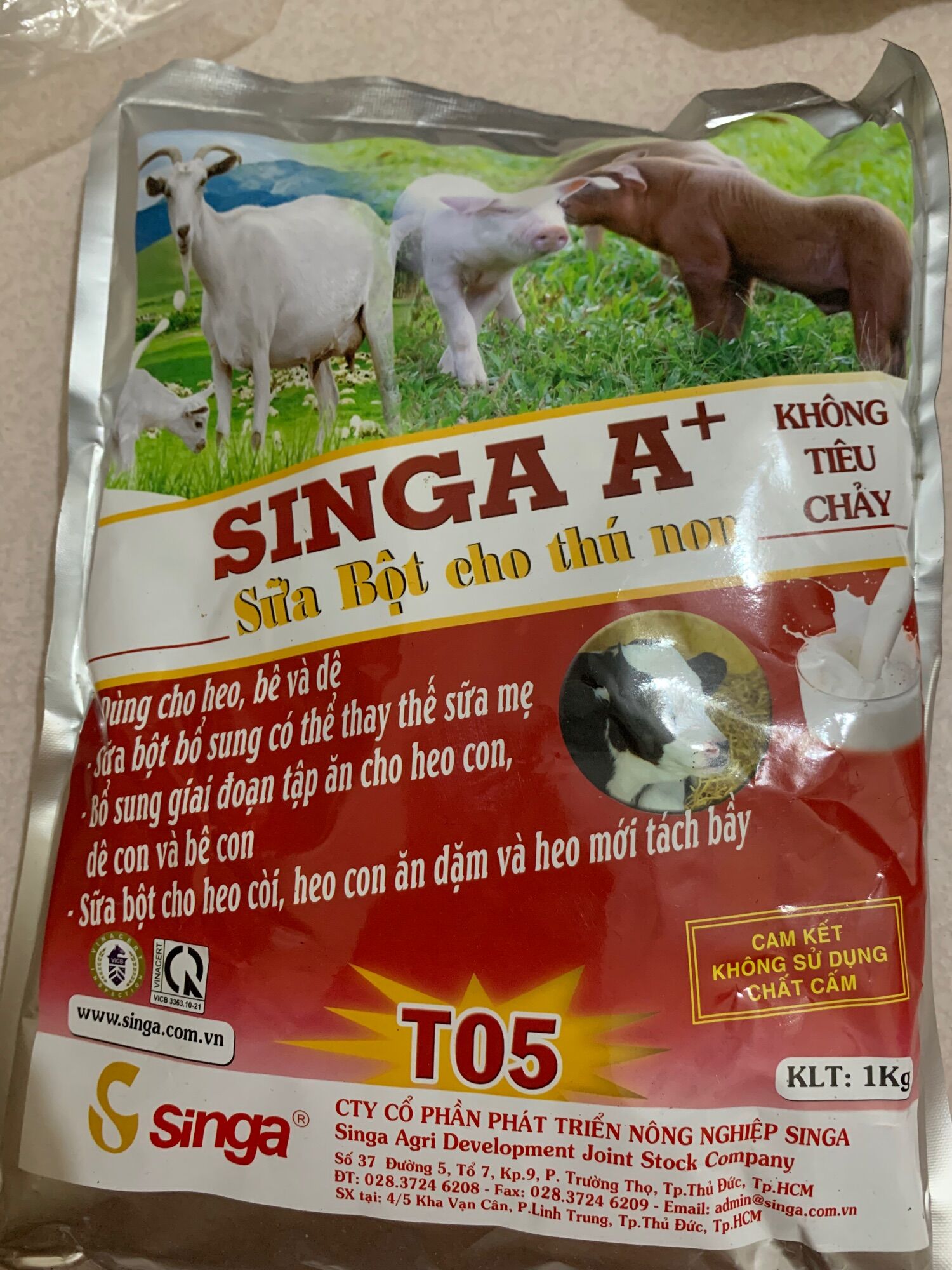 Sữa bột dùng cho heo,bê,dê,chó mèo 1kg