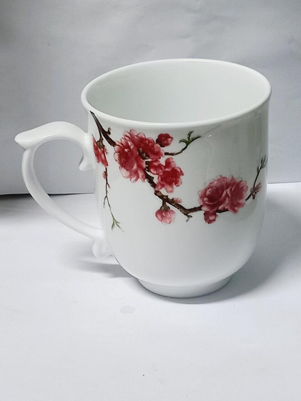 Ly sứ Minh Long họa tiết hoa đào