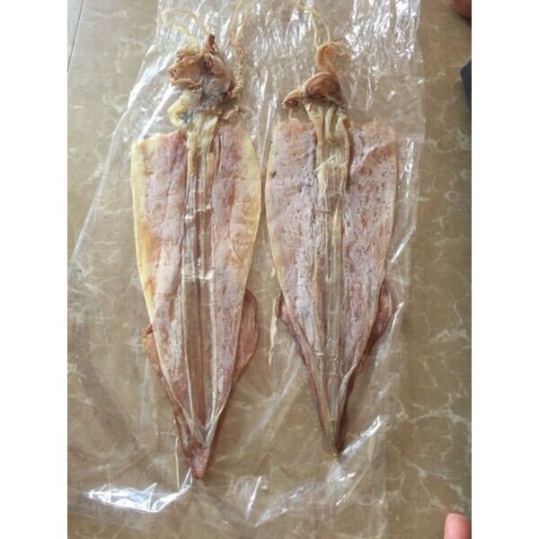 2 COn Mực to loại ngon xuất khẩu