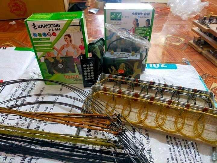 thòng bẫy cút gồm 7 chân 7 vòng