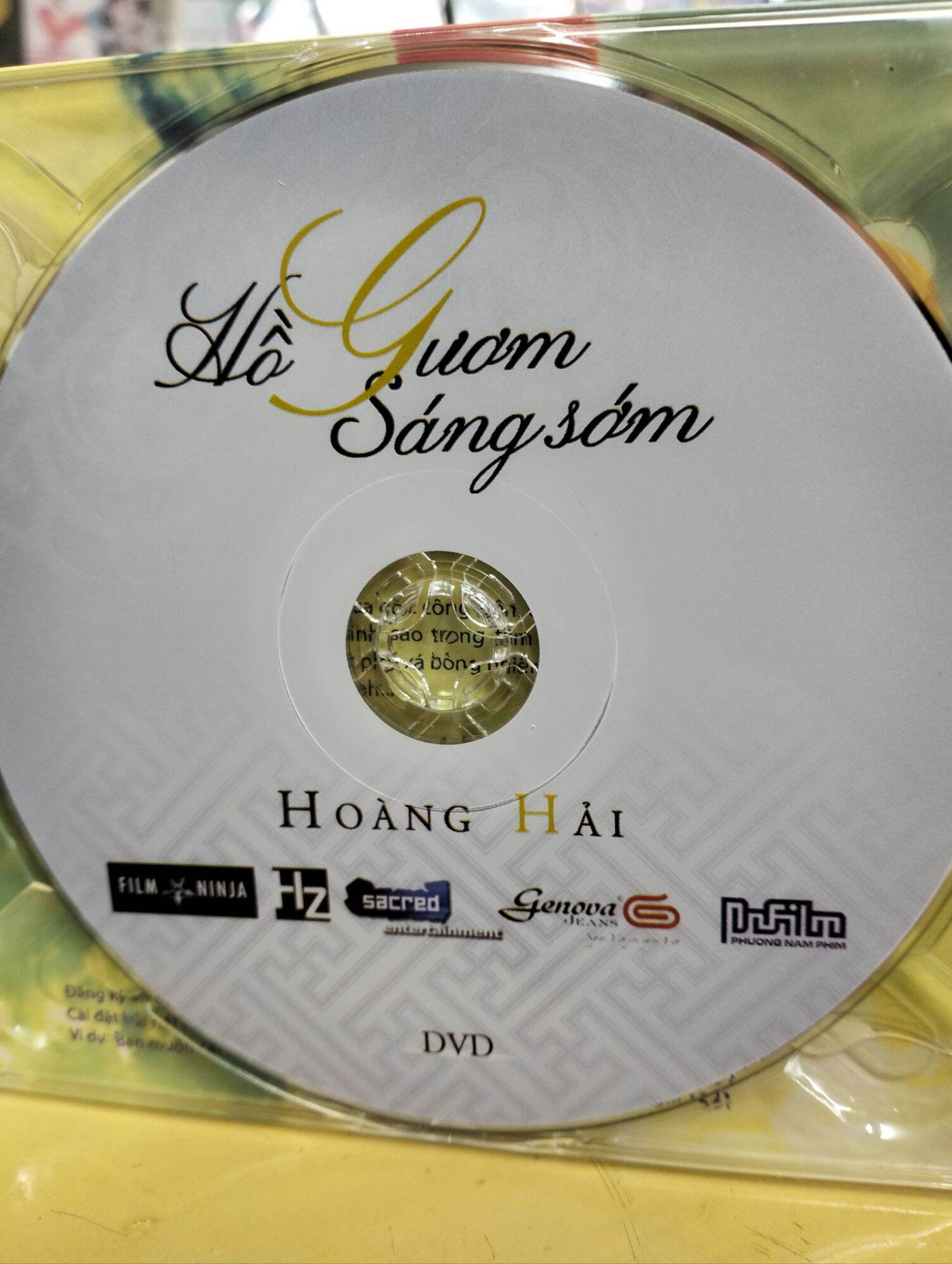 CD & DVD Hoàng Hải - Hồ Gươm sáng sớm