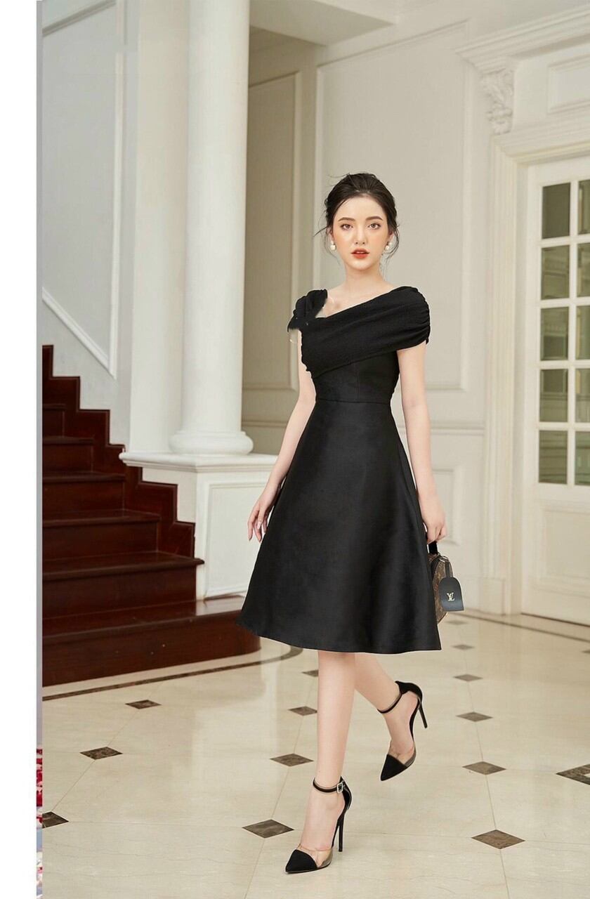 Đầm lệch vai Lady Dress