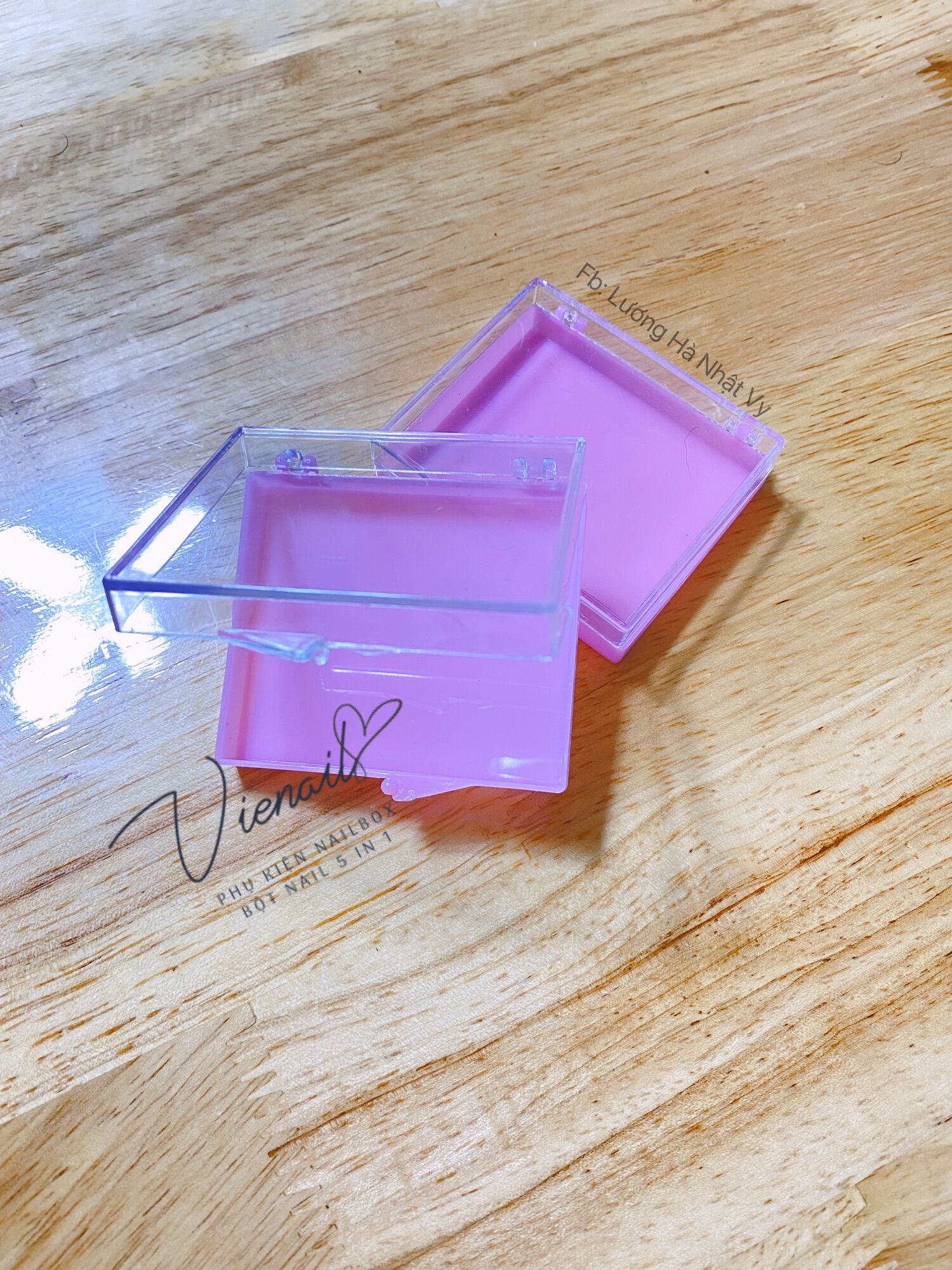 Hộp đựng nailbox, fan mi màu hồng
