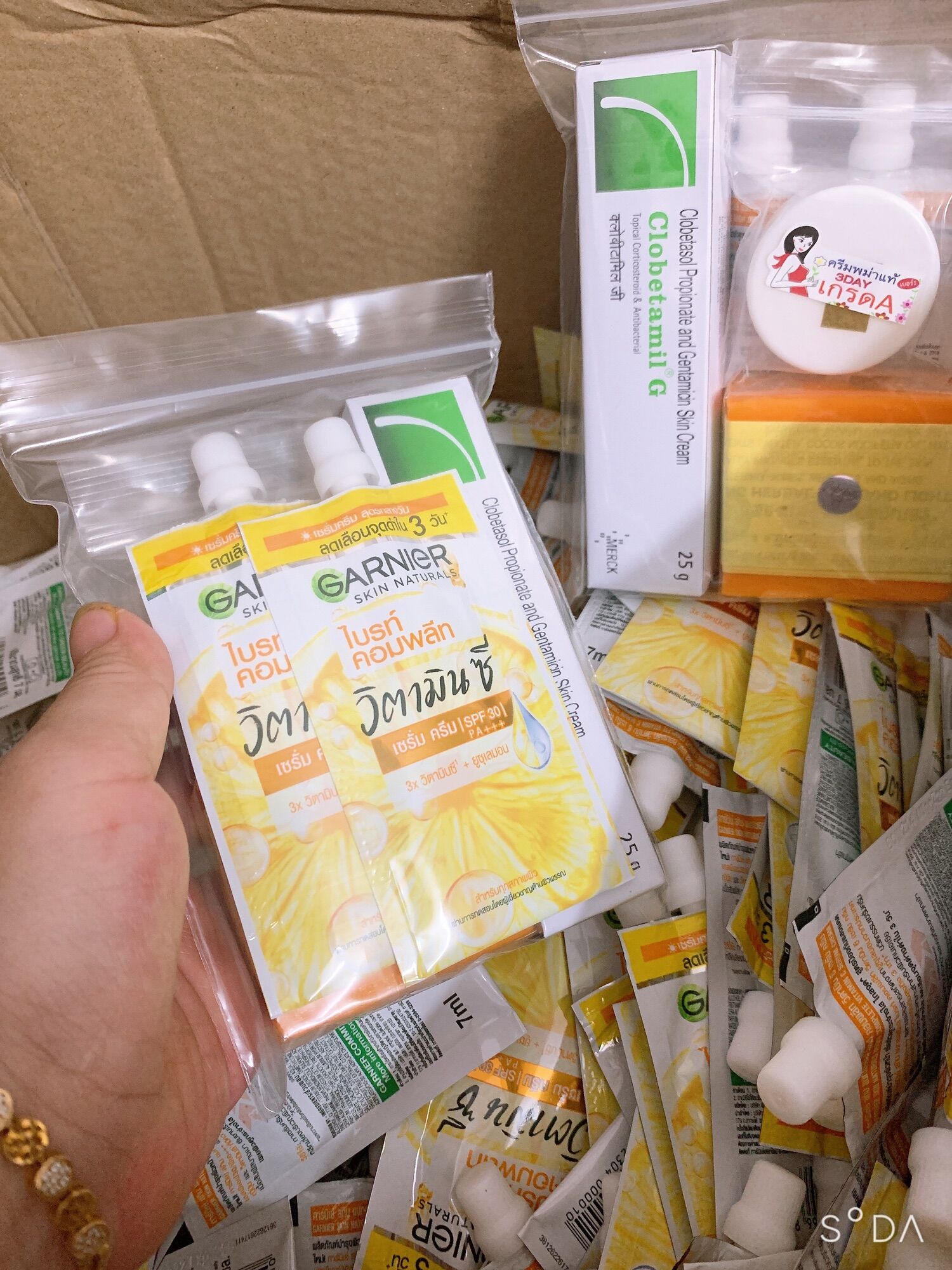 Kem Nám thái lan Clobetamilg (màu vàng)