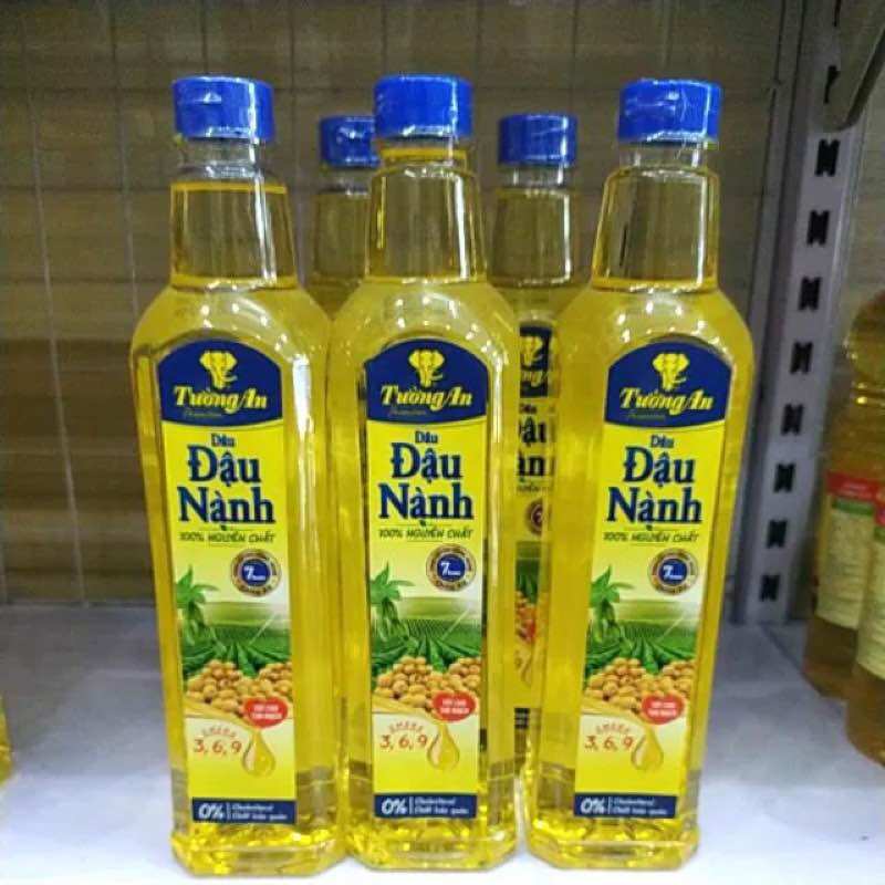Chai 1L dầu đậu nành Tường An
