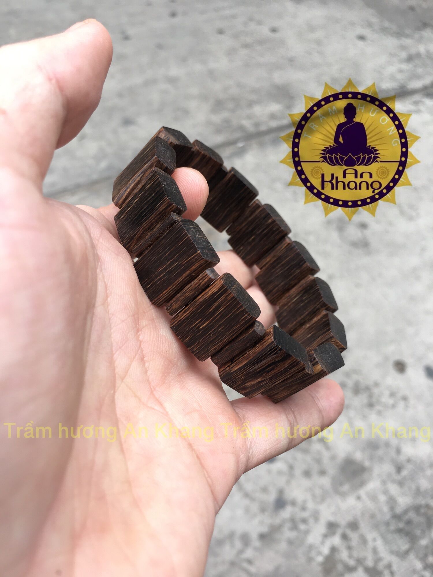 Lách vuông trầm sánh chìm cao cấp