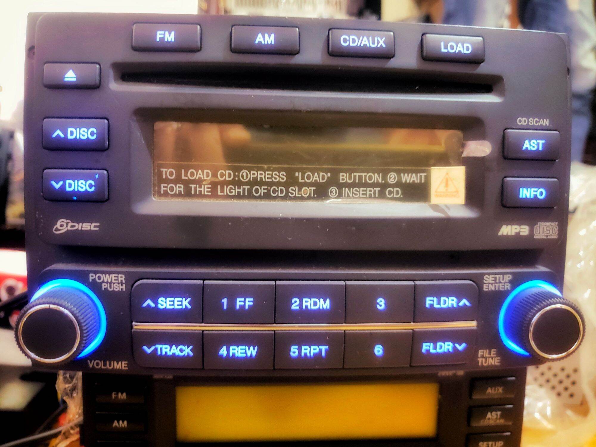 Đầu Cd 6 disk Bluetooth giành cho xe Huyndai Elantra ( 2007,2008,2009,2010 )