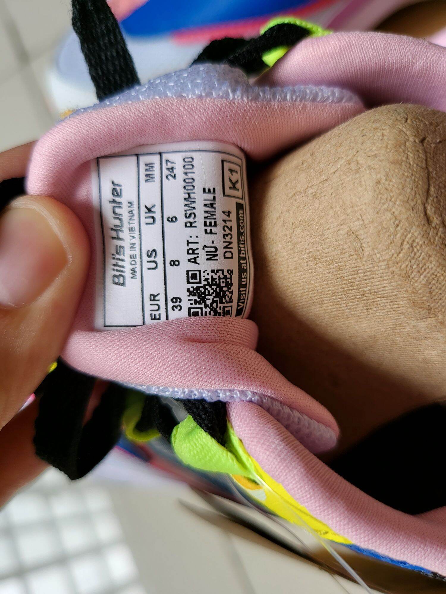 GIÀY SNEAKER NỮ  SIZE 39