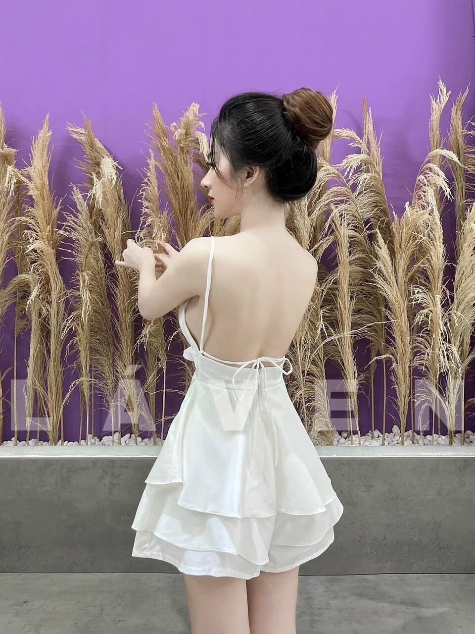 Sét Đùi Dây Hở Lưng Kèm Quần Vải Lụa đi chơi