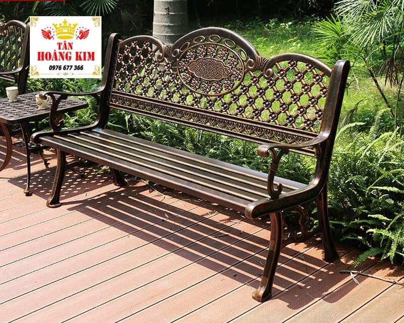 Ghế băng sân vườn nhôm đúc nhập khẩu dài 1,5 mét