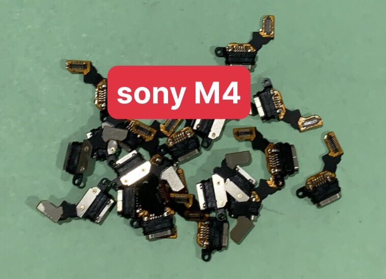 Cụm chân sạc Sony M4