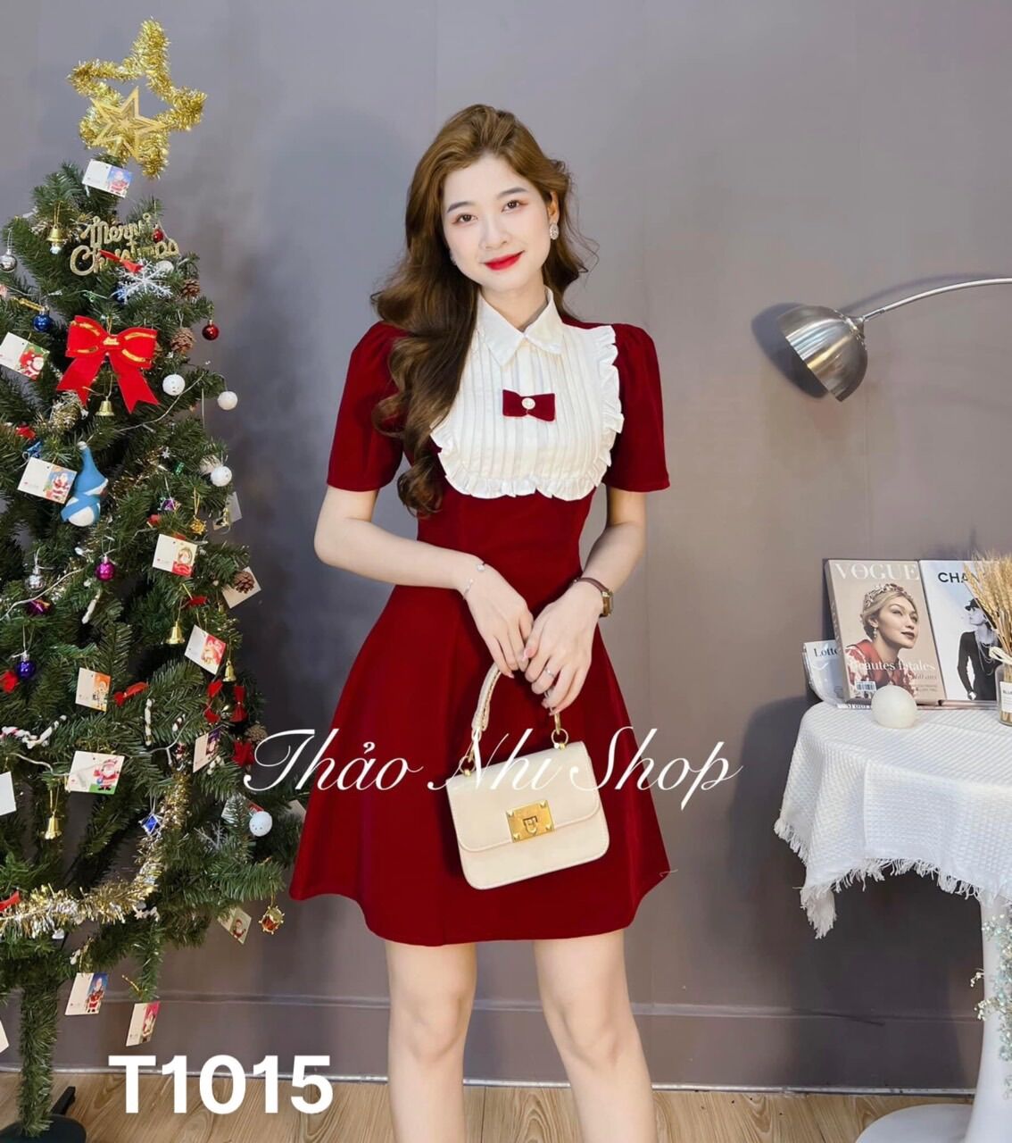 Đầm yếm xoè phối nơ xinh lung linh