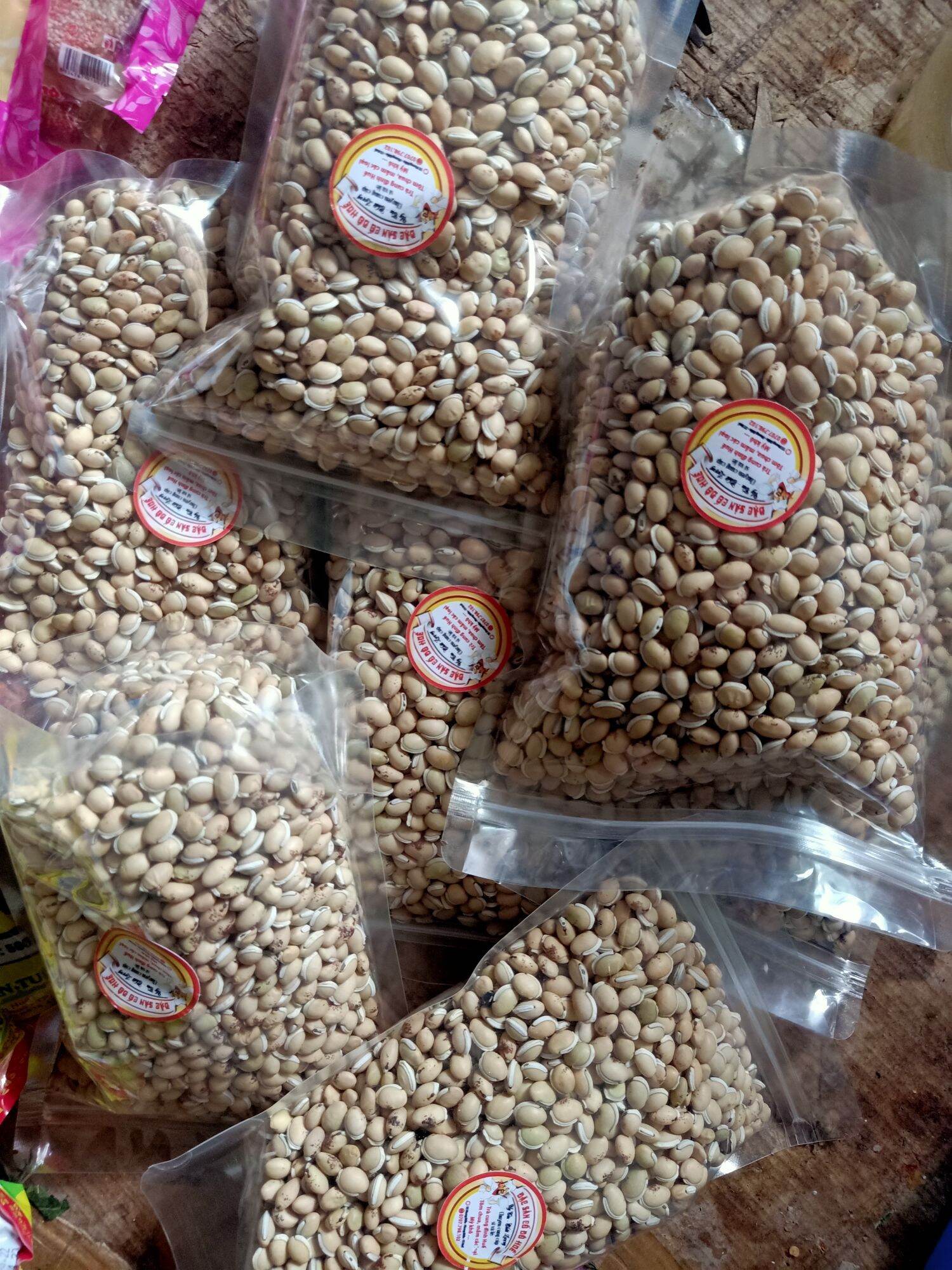 Đậu ván khô dùng nấu chè