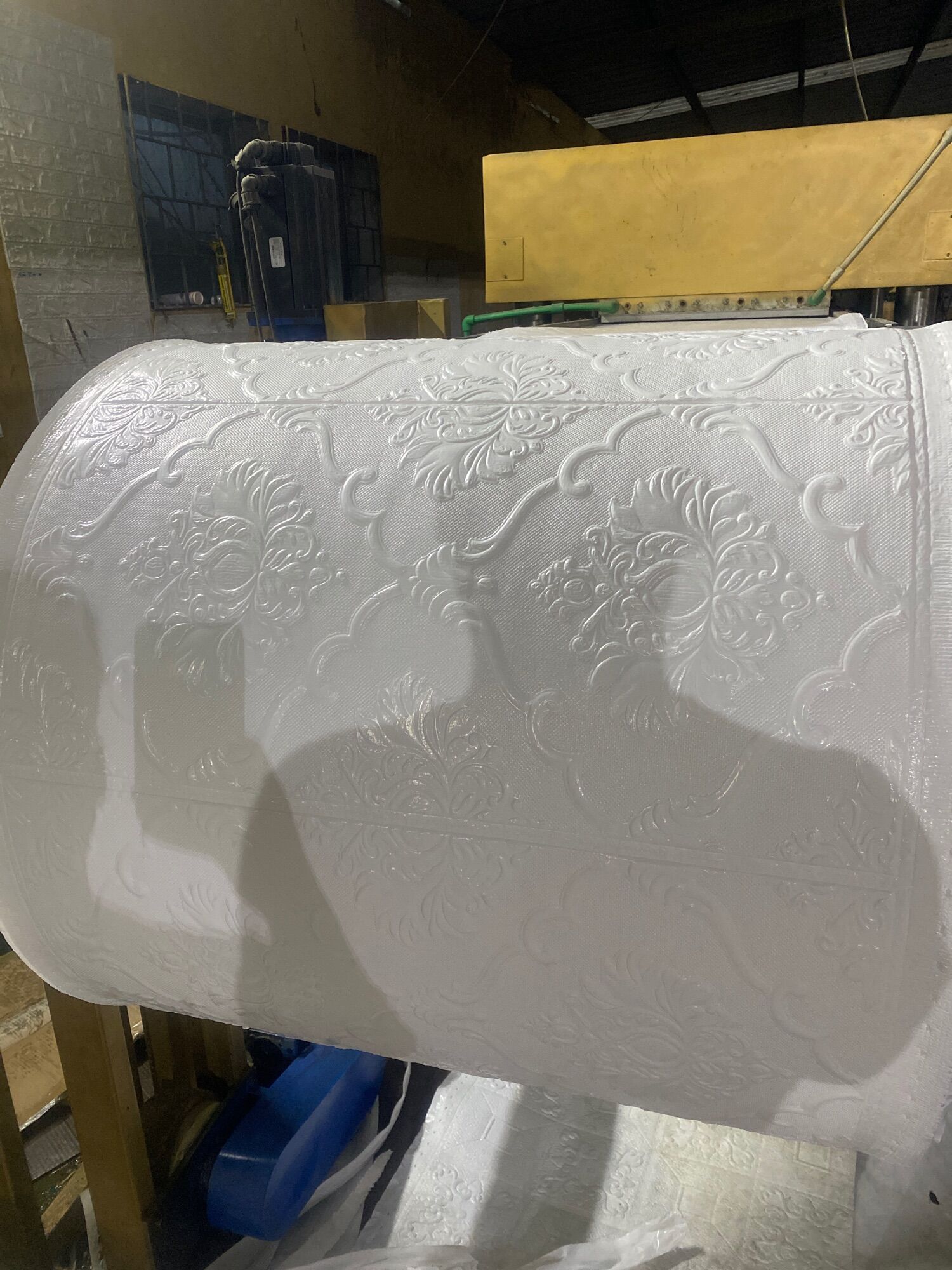 Xốp dán tường hoa văn cổ điển 70x70cm 4li