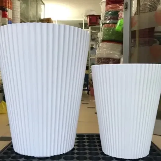 chậu nhựa gân sọc size lớn 31x39cm