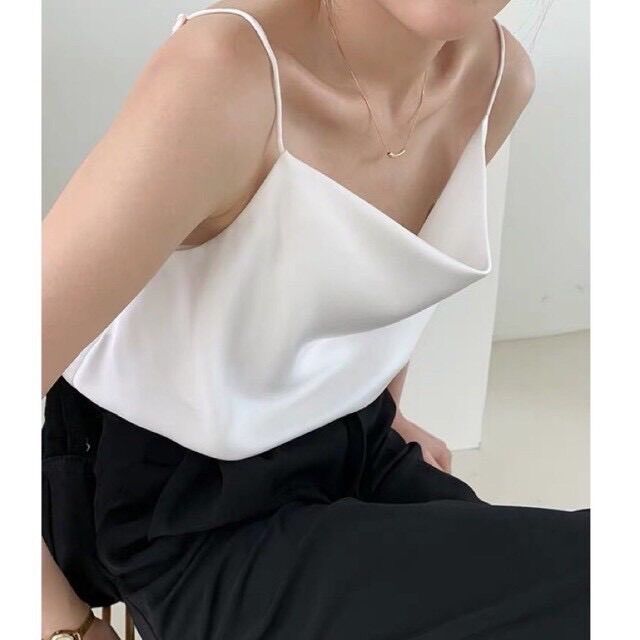 Áo lụa 2 dây cổ đỗ sang trọng, cá tính, dự tiệc