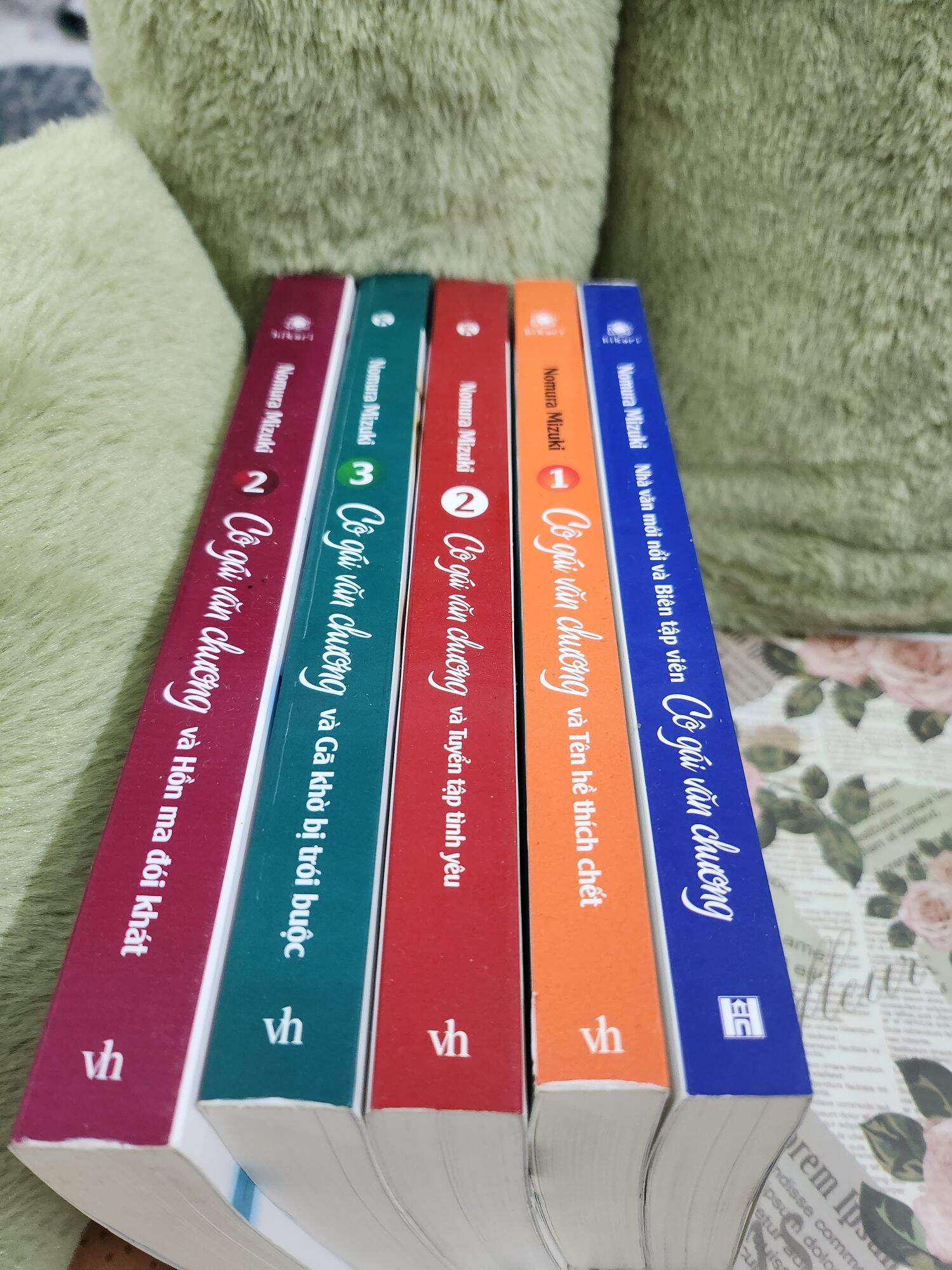 Cô gái văn chương - Lẻ tập k seal k quà