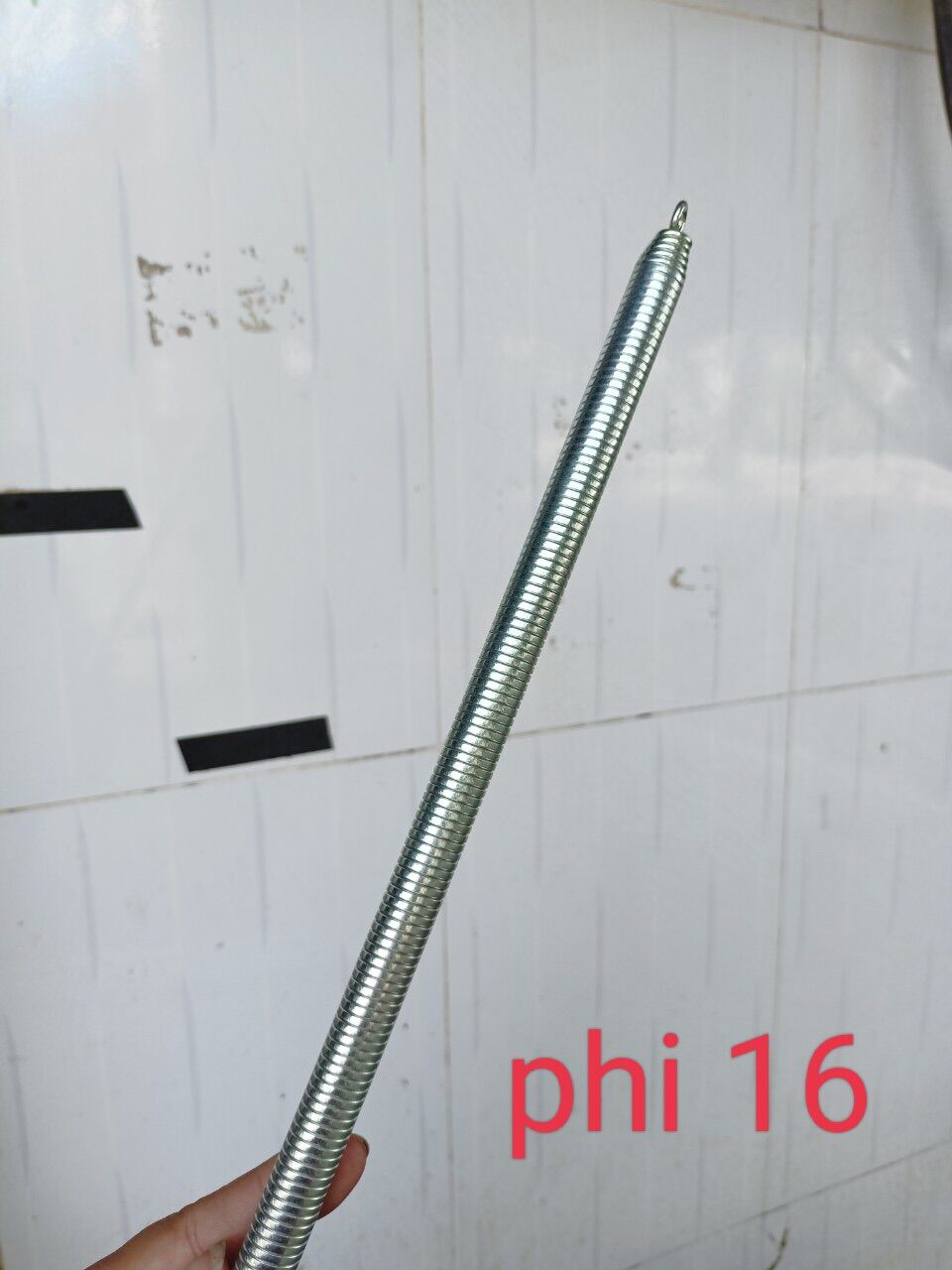 Lò xo uống ống điện phi ngoài 16mm