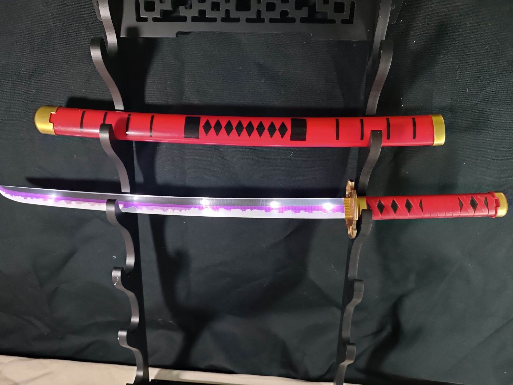 Kiếm phát sáng Zoro One piece
