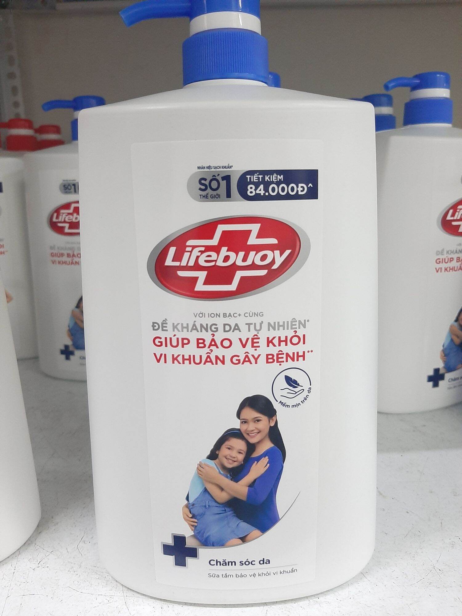 Sữa tắm lifebuoy 1,1kg ( có sẵn 2 màu )