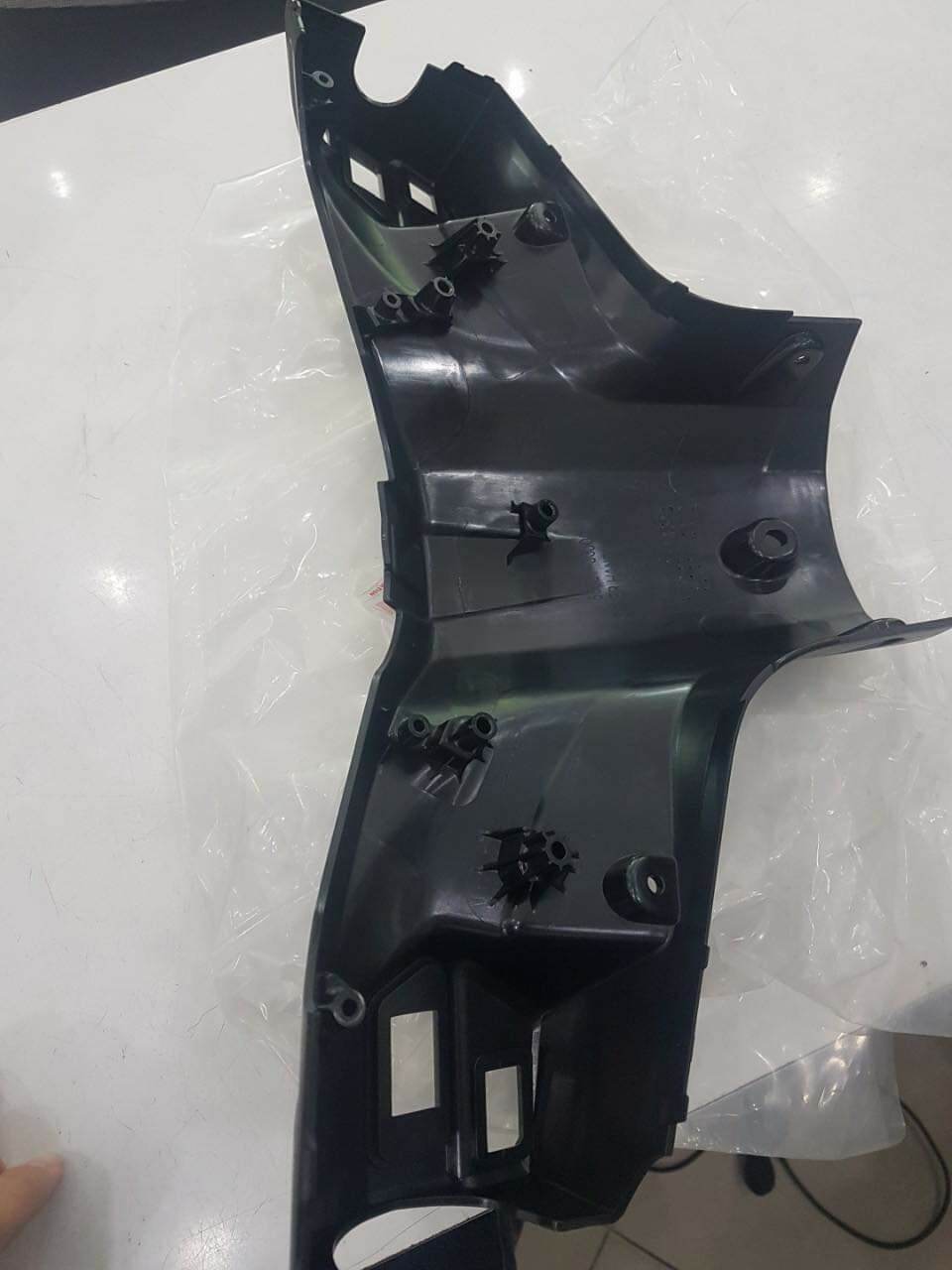 bợ cổ ( ốp sau tay lái) dòng xe impluse 125