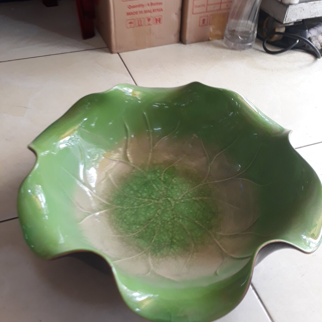 Chậu lá sen bat trang loai 1 _ dùng làm chau tam phat hay goi bat tu loc bàn thờ ông địa than tài có nhieu size