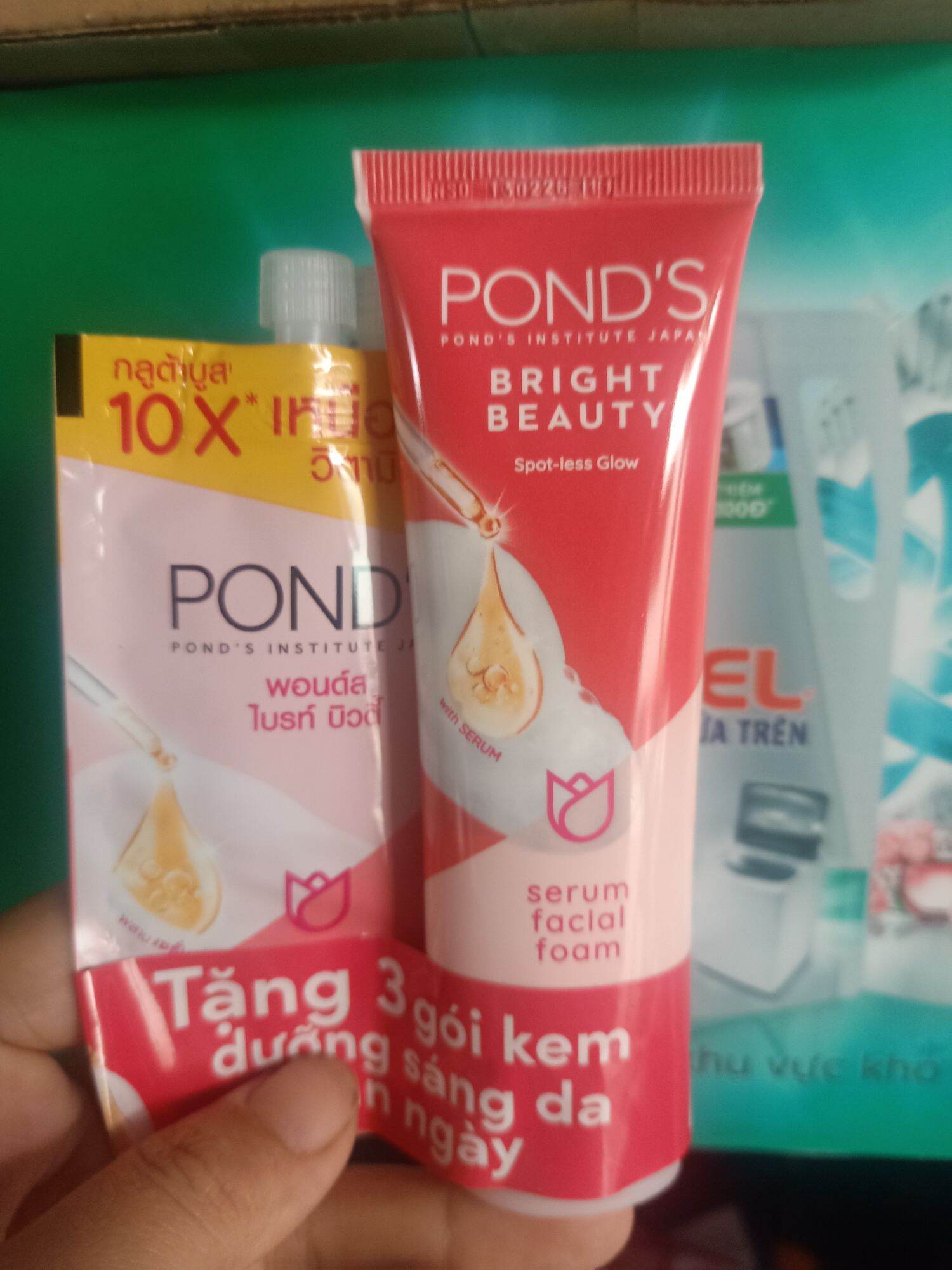 sữa rửa mặt sạch sâu sáng mịn ponds 50g