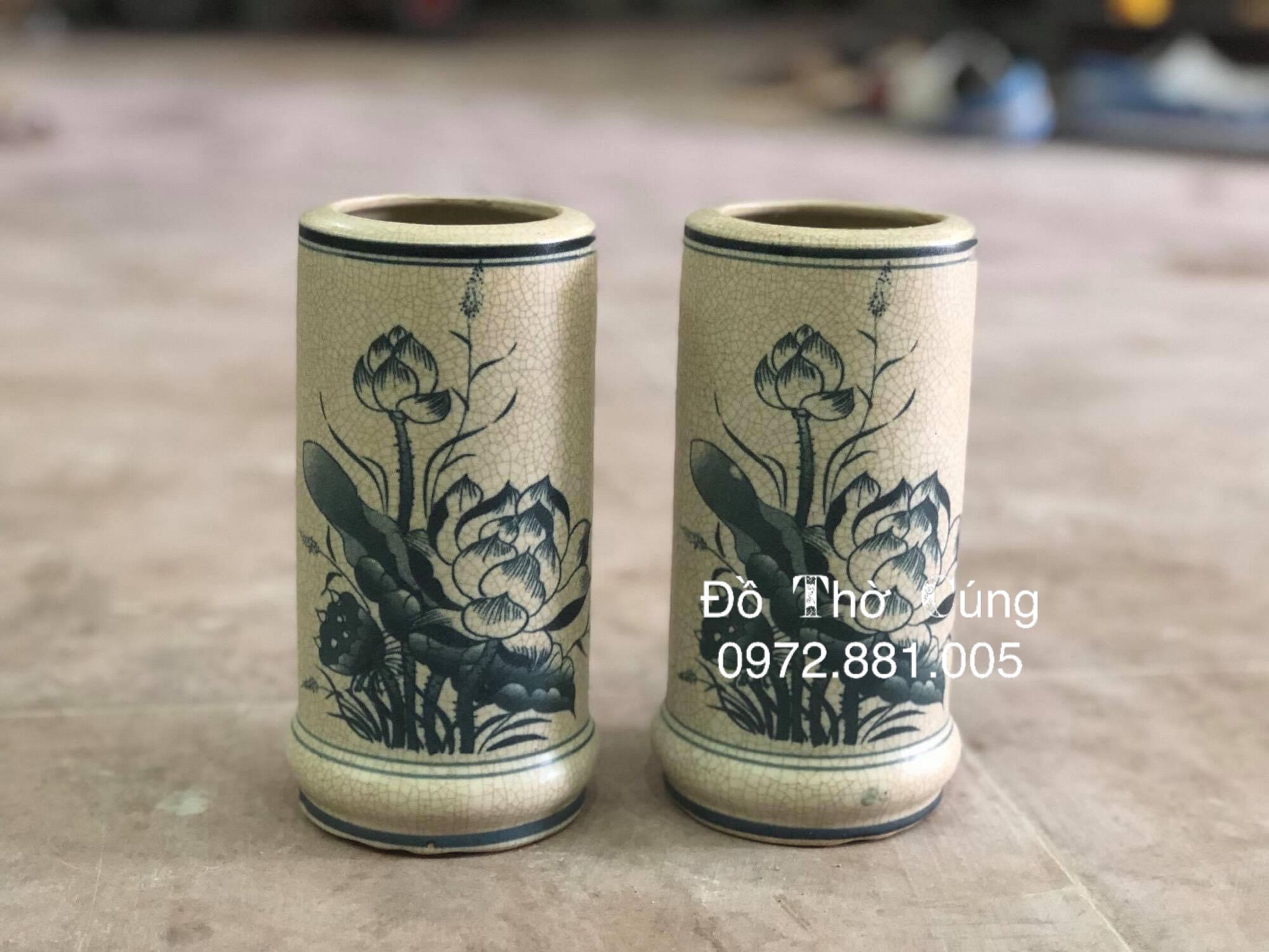 Ống đựng hương men rạn đen