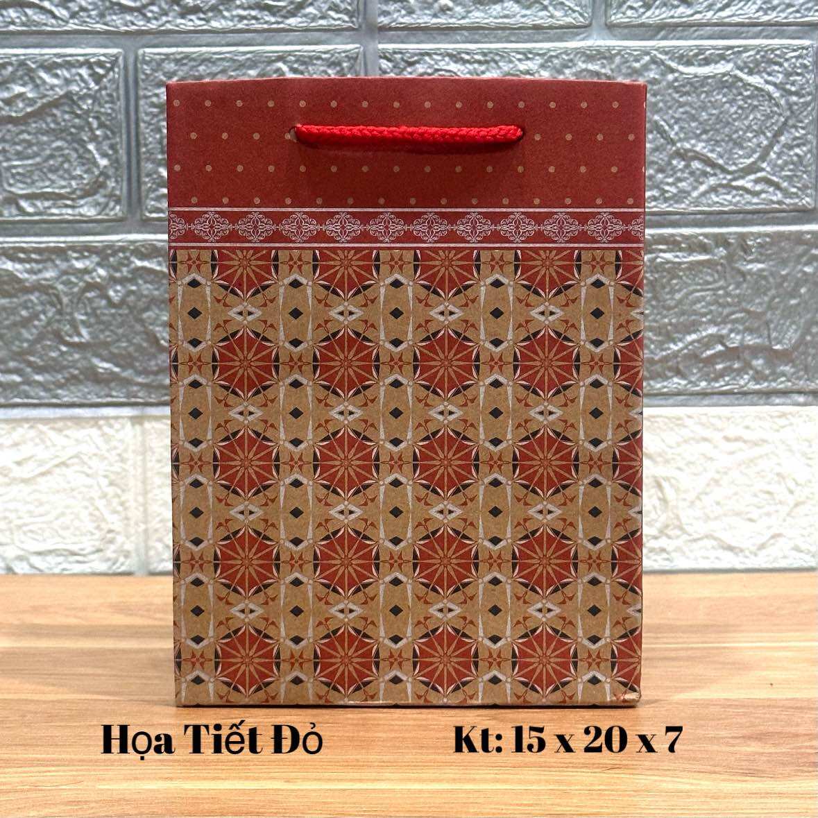 Túi giấy đựng quà số 6 combo 70c số 6