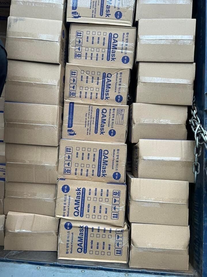 Khẩu trang KF 94  thùng 300 cái