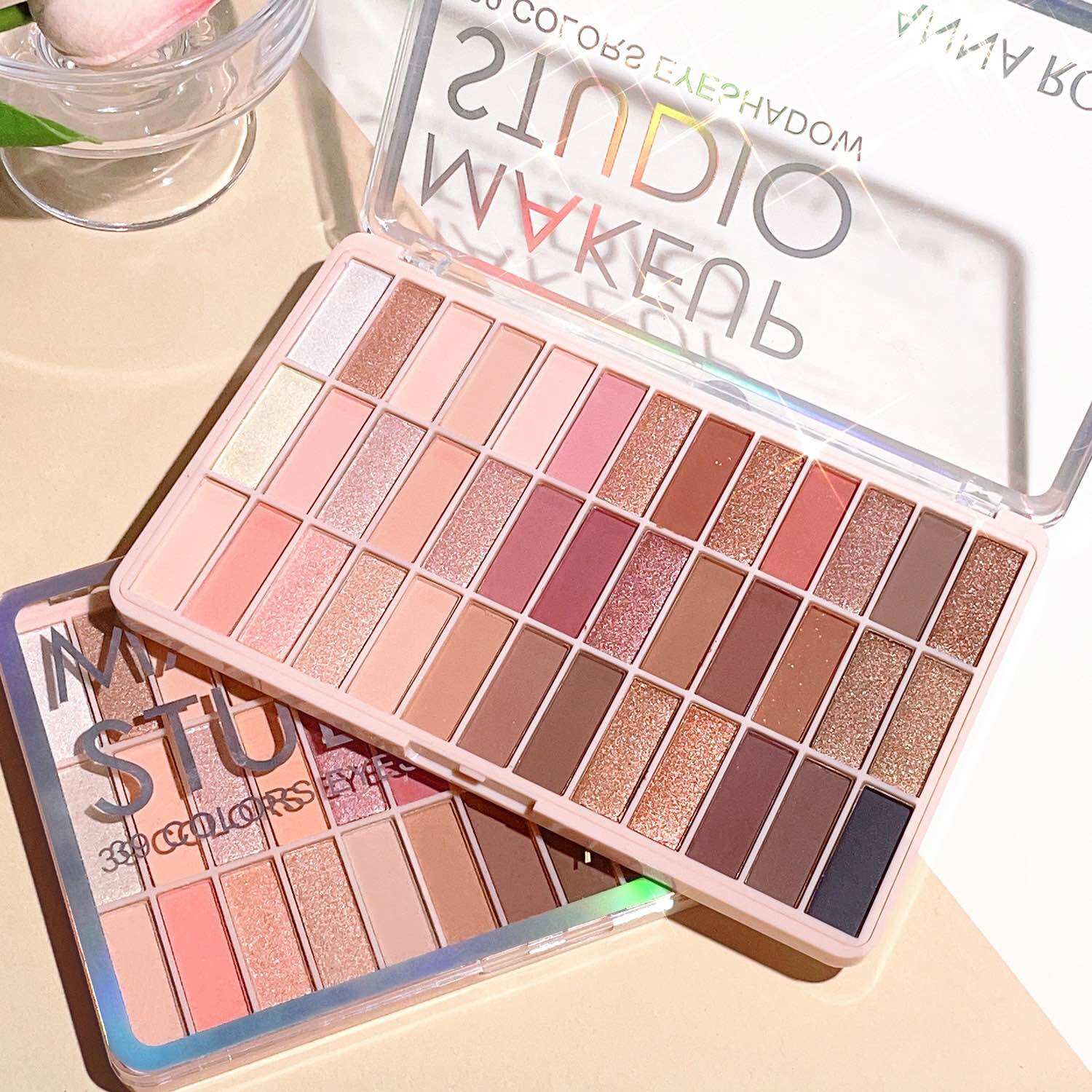 Bảng phấn mắt 39 ô Makeup Studio Anna Rose