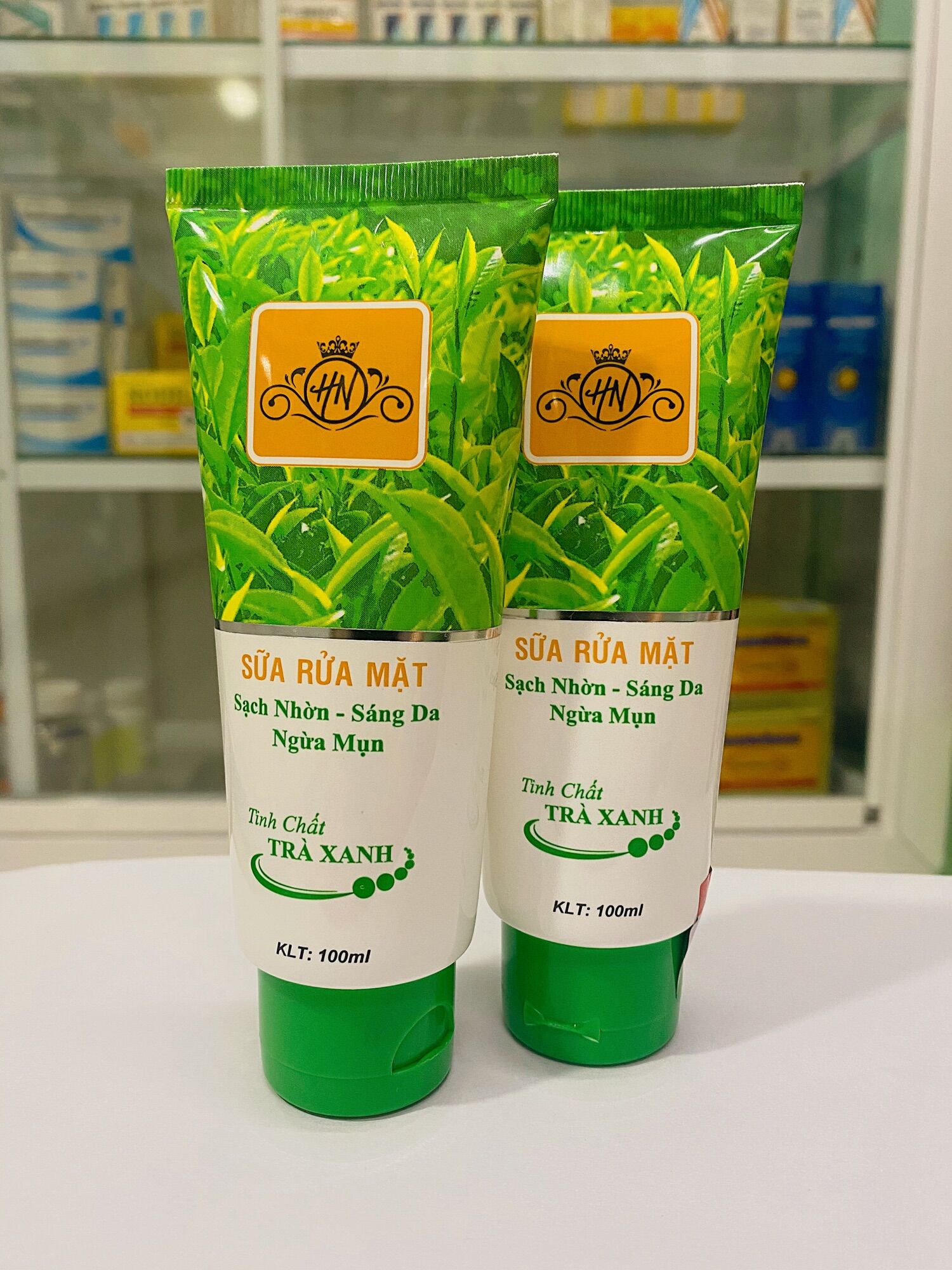 Sữa rửa mặt trà xanh sạch nhờn, ngừa mụn, sáng da