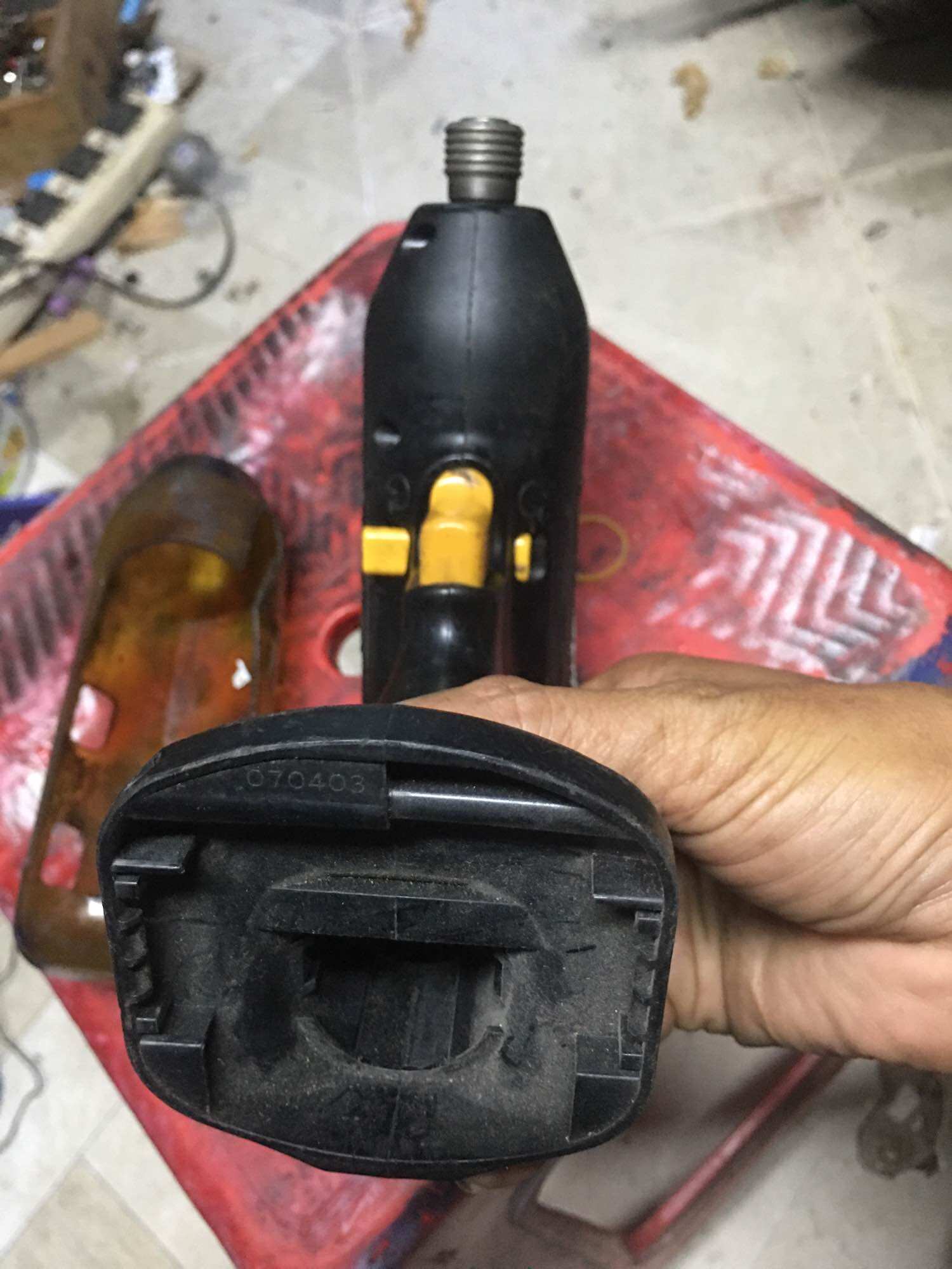 Máy bắn vít National 9v6(thân máy)