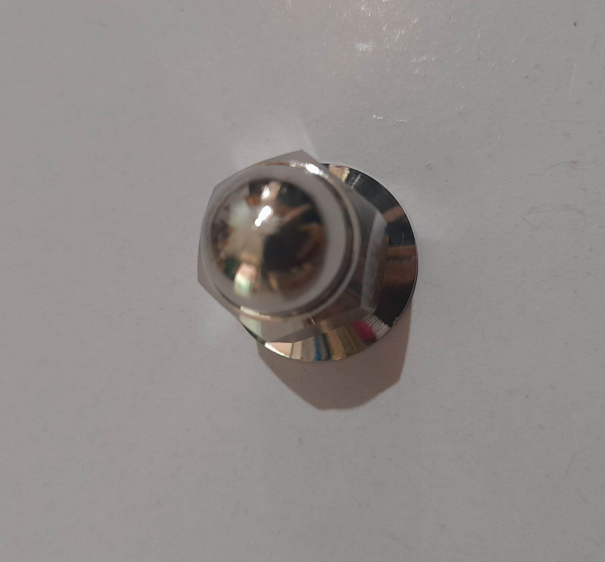 Óc inox gắn cho nhiều loại xe máy.