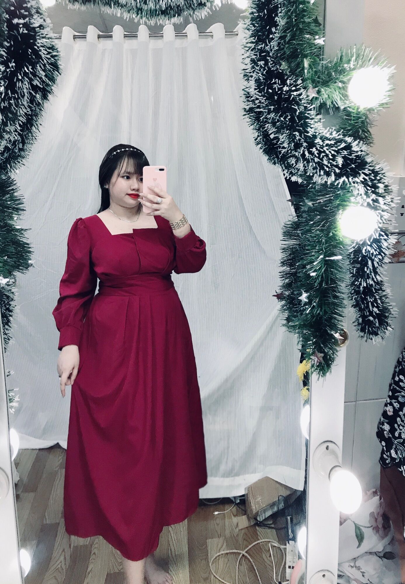 Đầm vạt chéo tay dài