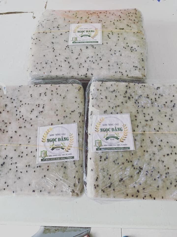 BÁNH TRÁNG MÈ ĐEN PHAN RANG Xấp 2-2.2Kg