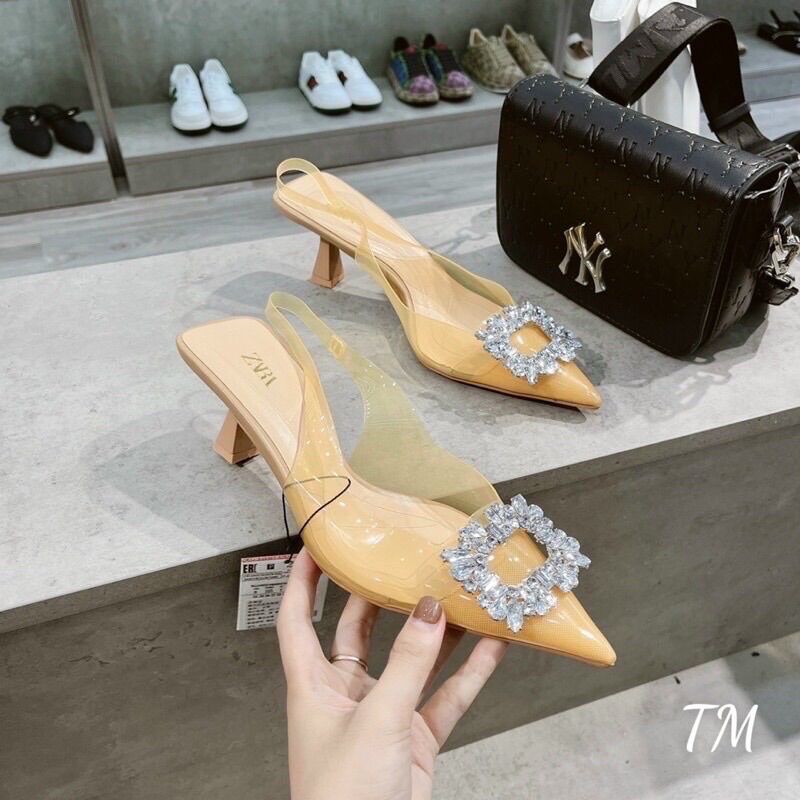 Giày Zr nude đính đá ( lùi 1 size)