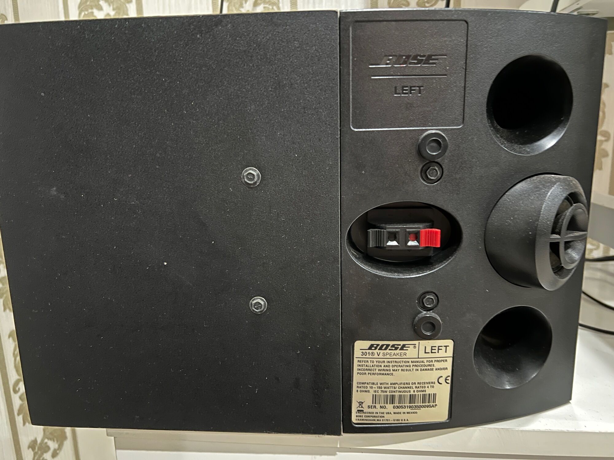 Loa Bose 301 seri 5( cặp 2 cái loa, hàng bãi )