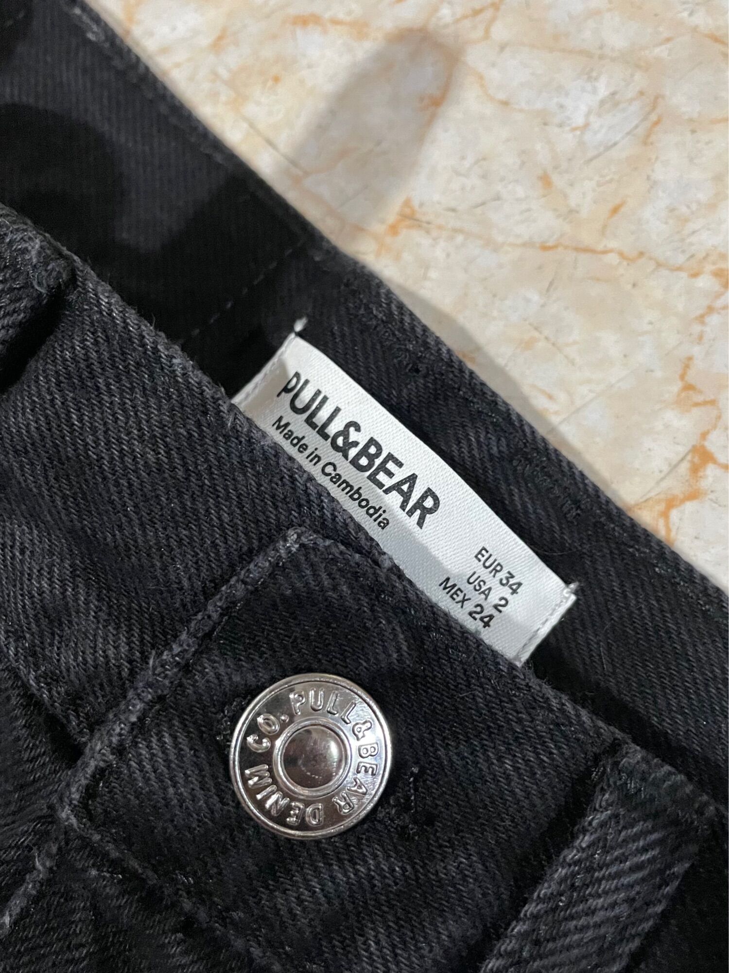 Quần Baggy Pull&Bear Auth Tuồn Lưng Cao Không Giãn Size 27 ( Hàng Cambodia Có Sẵn )