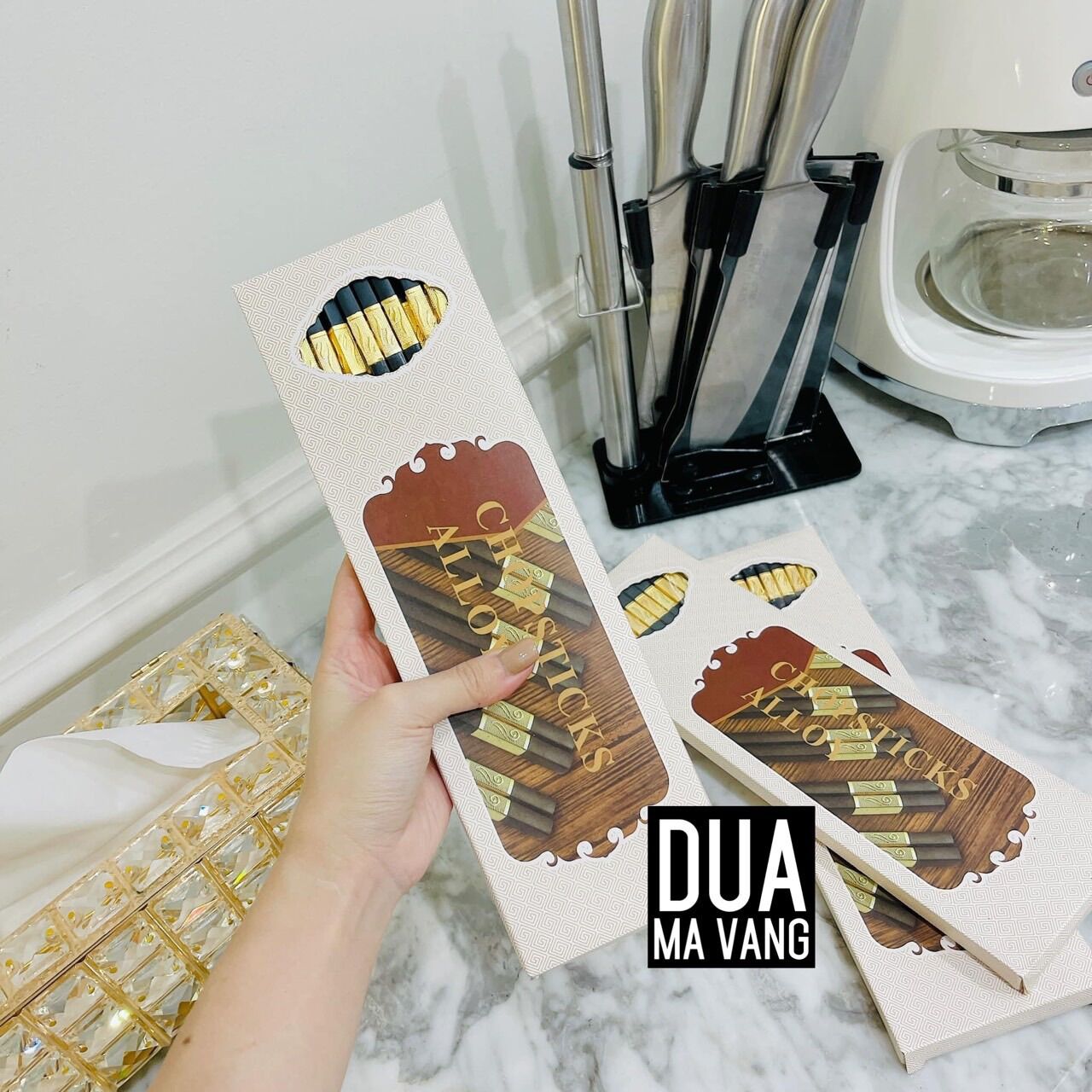 Set 10 đôi đũa hợp kim màu vàng