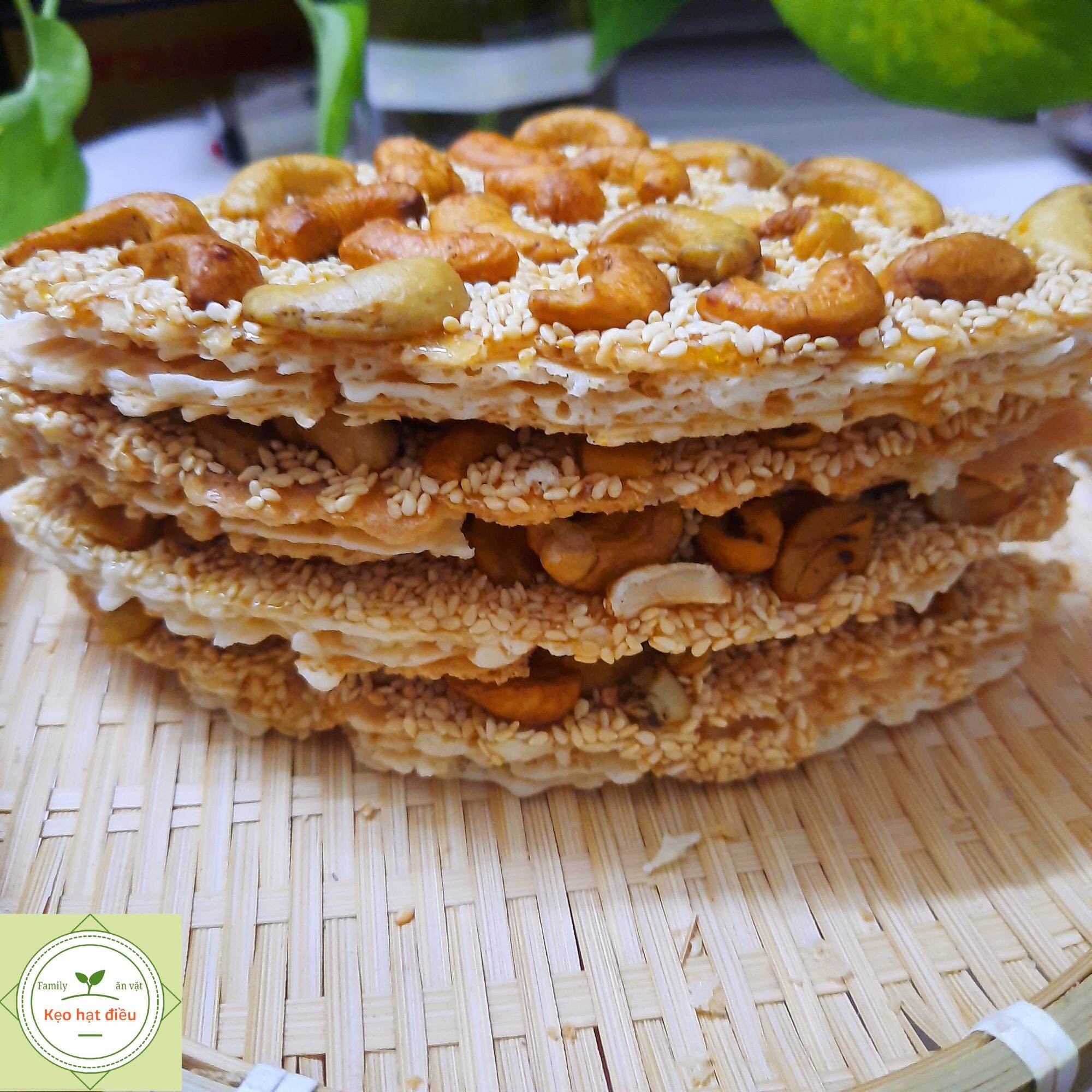 KẸO HẠT ĐIỀU CÁNH QUẠT (thơm giòn) - 1bịch / 4cái