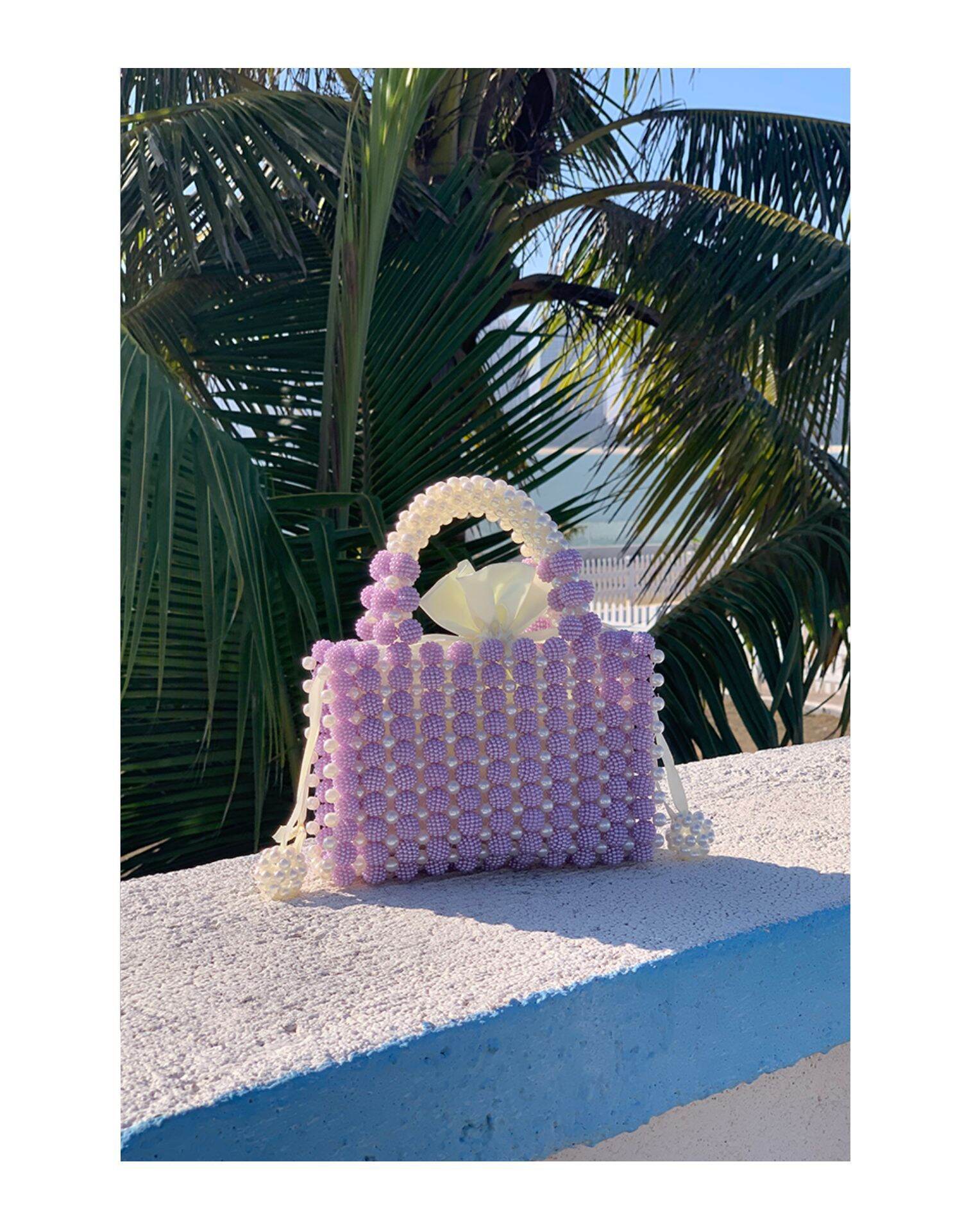 Túi Xách Handmade hoa nhí hạt cườm xí muội đính lông vũ sang trọng